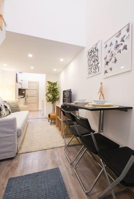 1 Bedroom Flat In Nyar Str., Central Budapeszt Zewnętrze zdjęcie